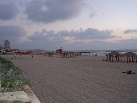 playa-tel-aviv.jpg